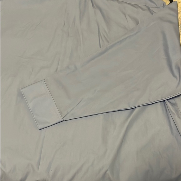 Van Heusen Blue Dress Shirt Classic Professional Style - Picture 8 of 9